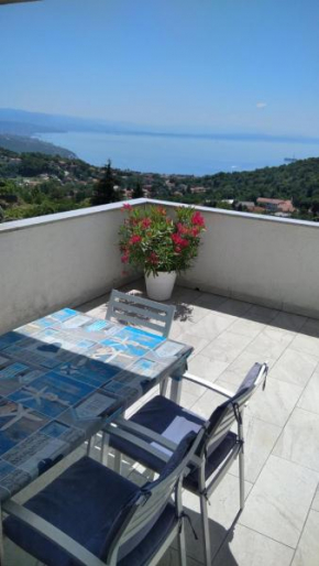Apartment Zdenka-5 km from Opatija